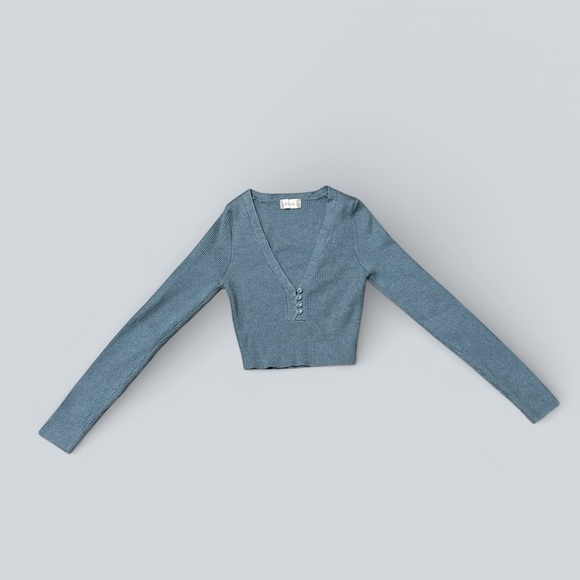 Altar'd State Tops - Altar’d State Gray/Blue Long Sleeve Crop Top